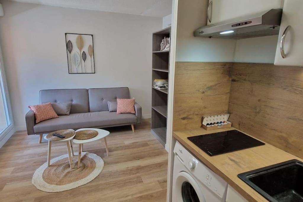 Lourde Center Apartment 3 Bed With Parking Lourdes Exterior foto